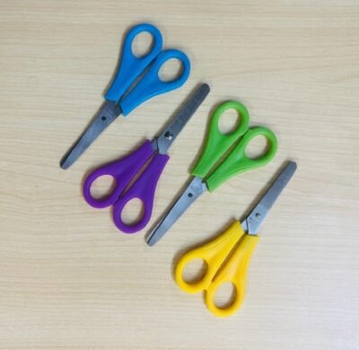 Ruled scissors